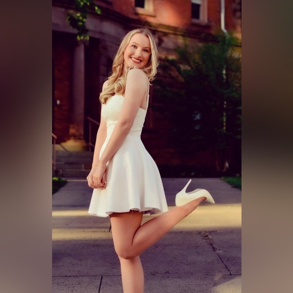 Graduation Dress - Picture 1 of 4